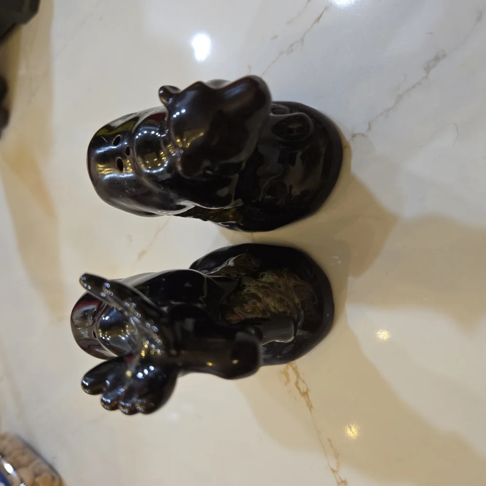 Moose And Bear Salt And Pepper Shakers